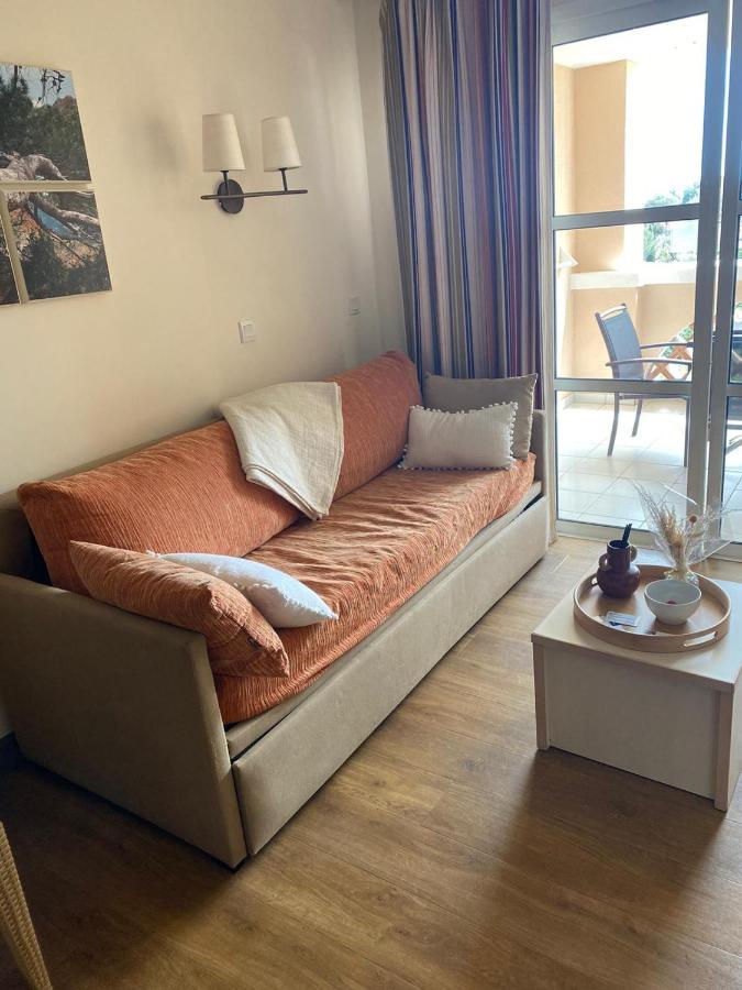 Appartement Cap Esterel Agay Raphael Vue 4 Personnes Chez Evelyne Saint-Raphaël