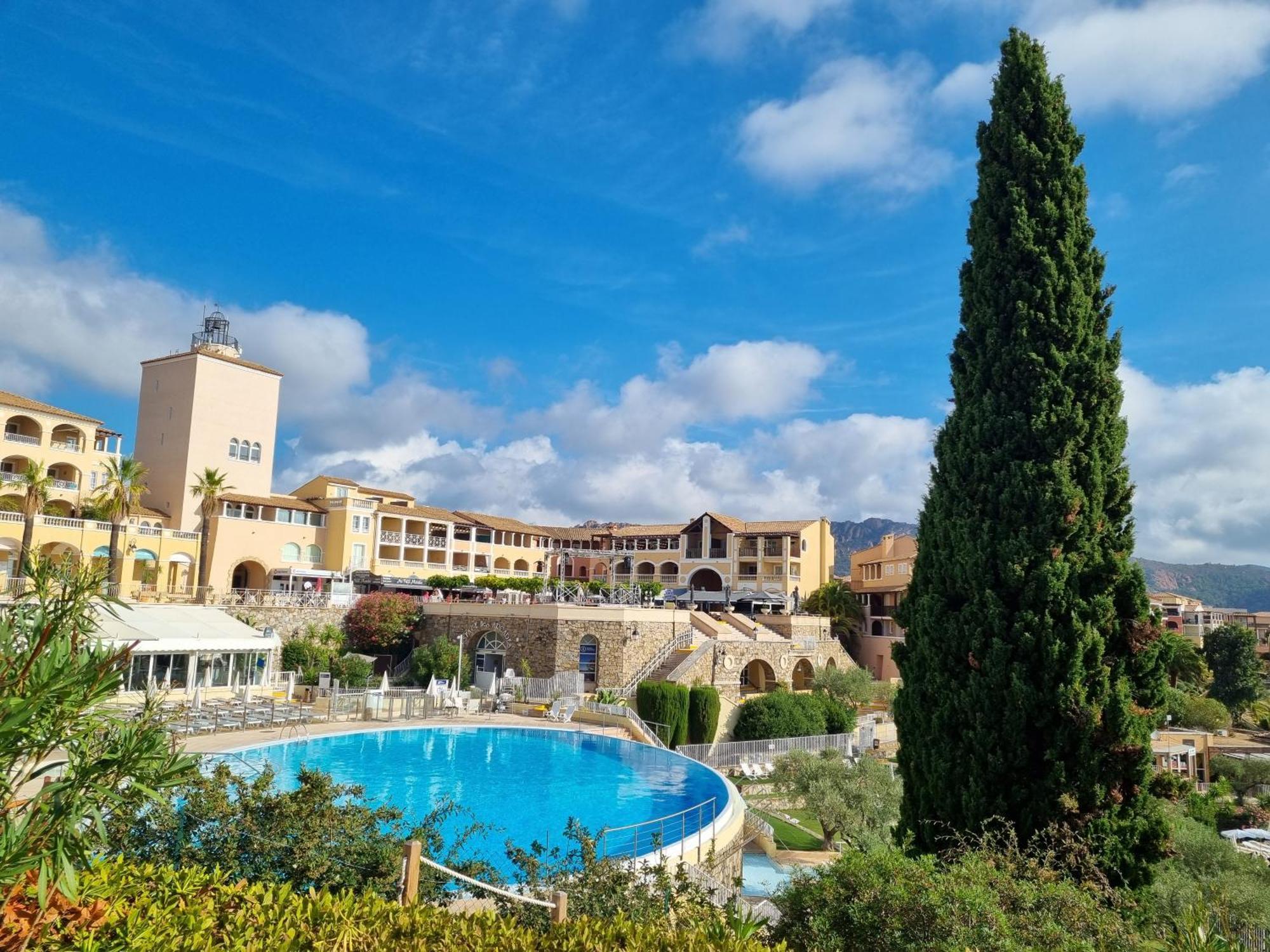 Appartement Cap Esterel Agay Raphael Vue 4 Personnes Chez Evelyne Saint-Raphaël