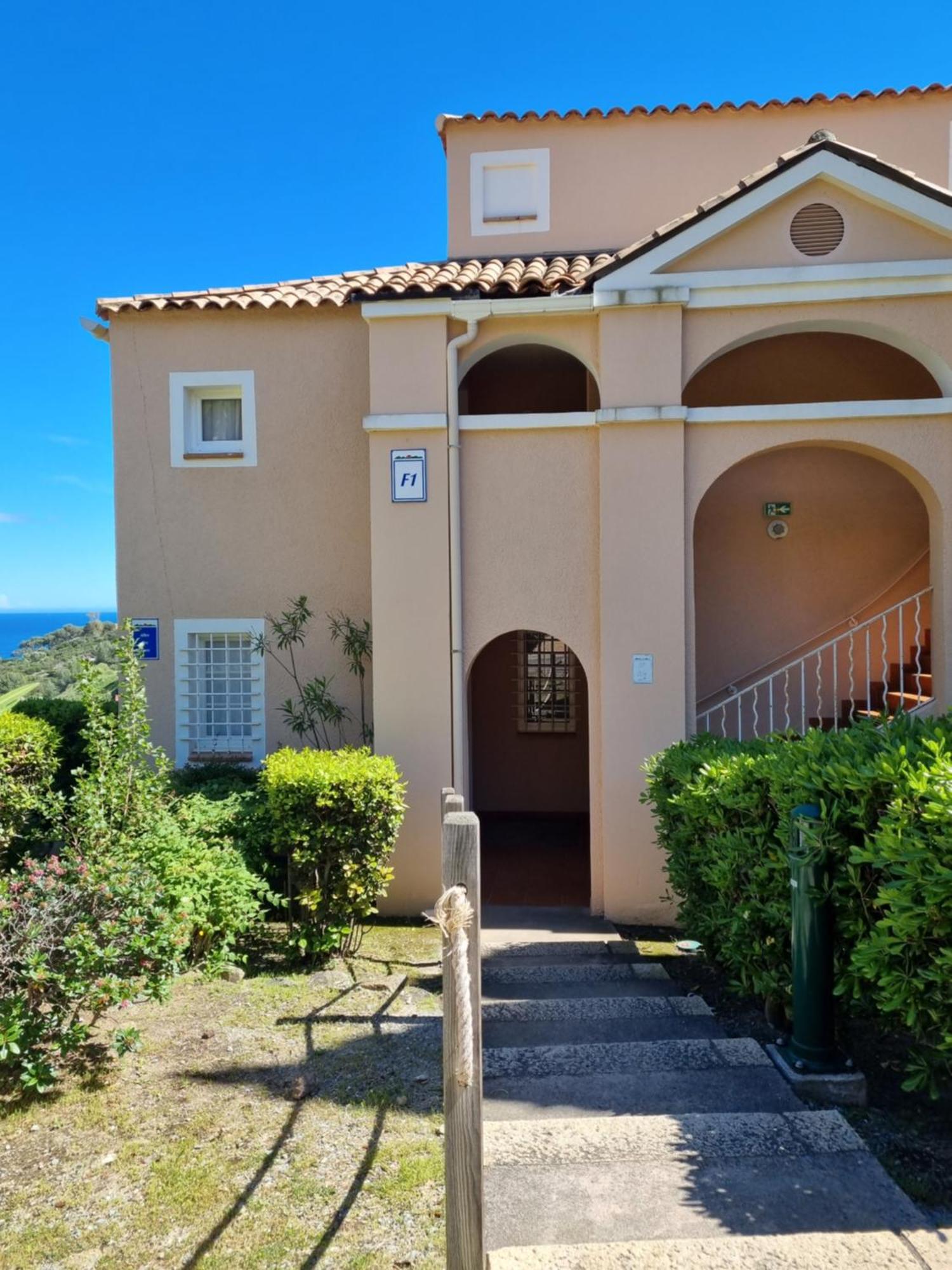 Appartement Cap Esterel Agay Raphael Vue 4 Personnes Chez Evelyne